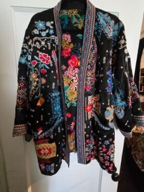 Johnny was kimono  wow! embroidery all over and reversible